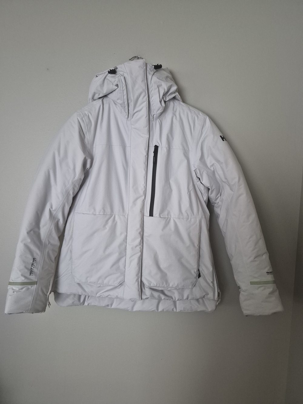 Helly Hansen Women's White Waterproof Insulated Ski Winter Jacket Small